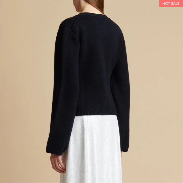 DEEP V-NECK CARDIGAN(🔥Buy 2 Automatic 10% Off & Free Shipping🔥)